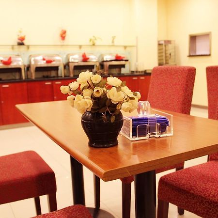 Hanting Express Shangri-La Branch Exterior foto